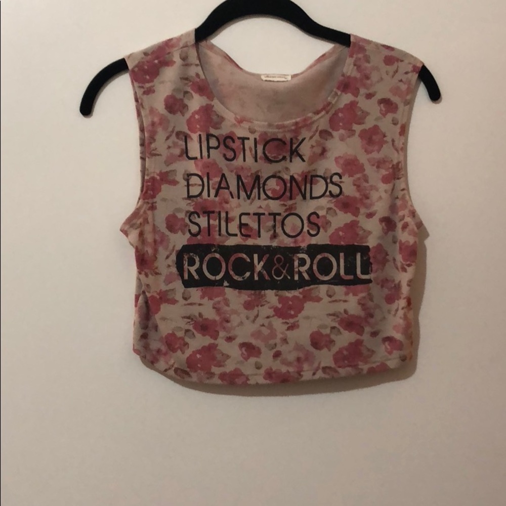 ‘Lipstick & Diamonds' Crop Tank